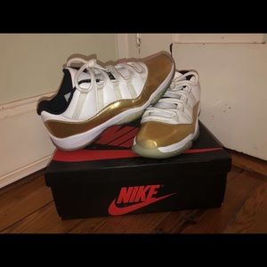 Jordan 11 Retro low " Closing Ceremony "